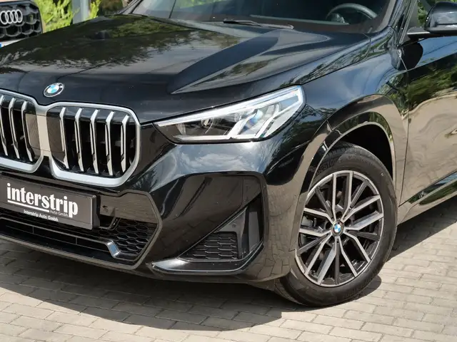 BMW X1 view 10