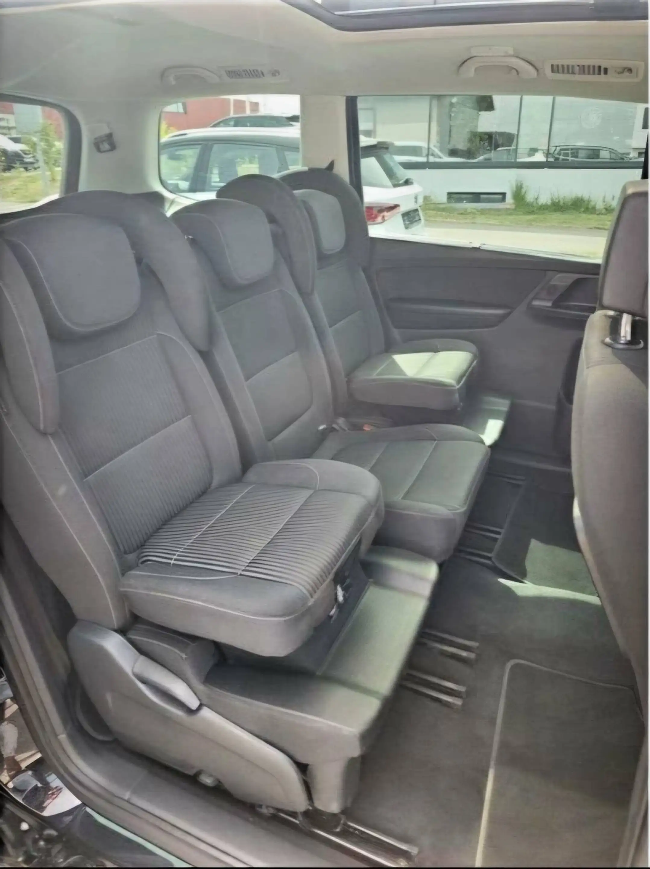 SEAT Alhambra Style/DSG/AHK/7 SITZER — photo 11
