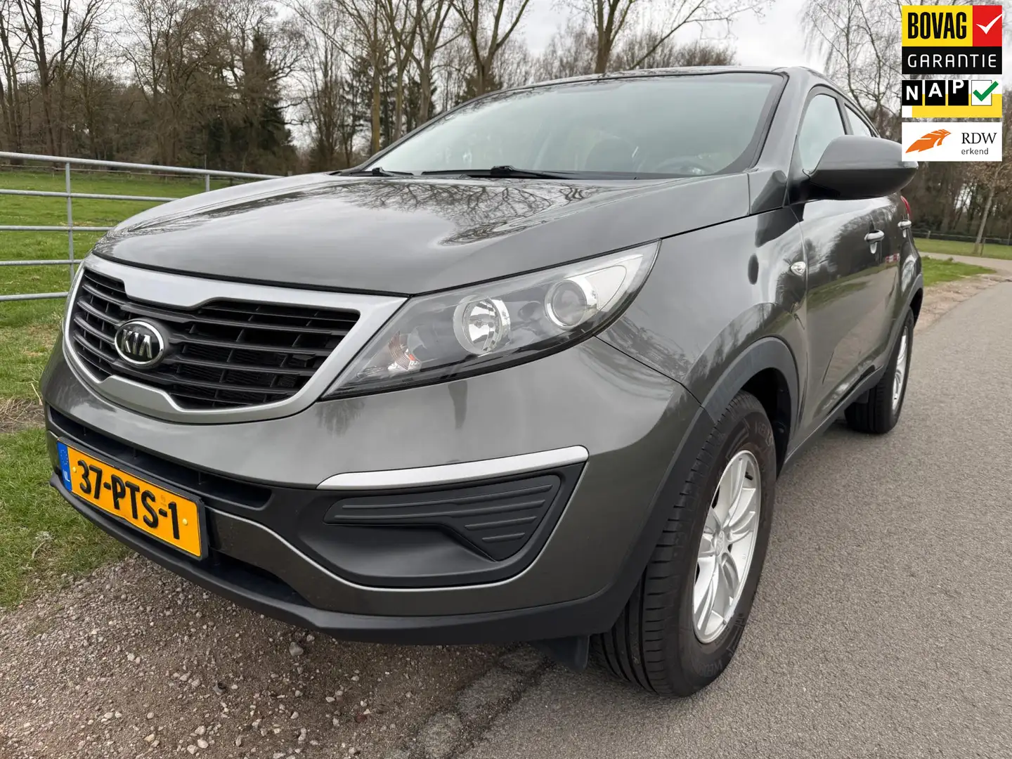Kia Sportage 1.6 GDI X-tra top onderhouden Grijs - 1