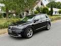Volkswagen Tiguan 1.5 TSI 150PK DSG R-Line•Pano•HeadUp - thumbnail 1