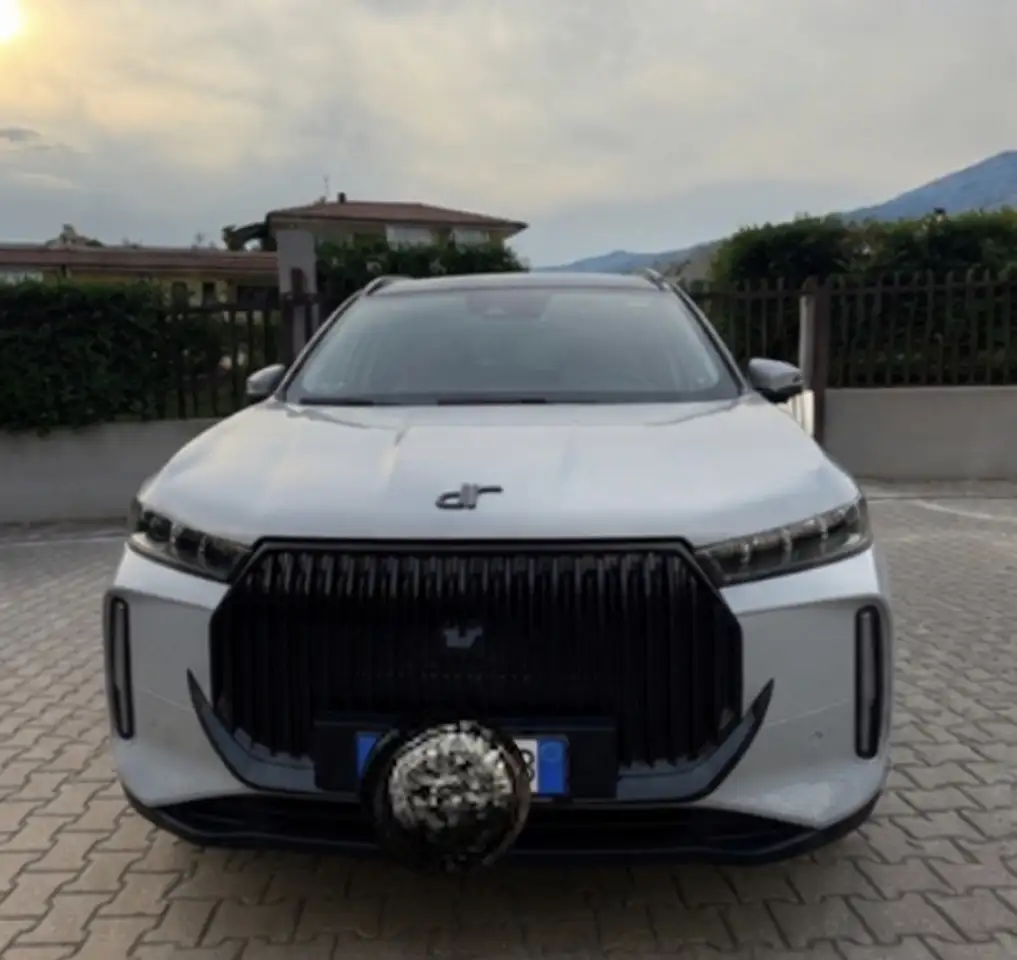 DR Automobiles DR5 2026