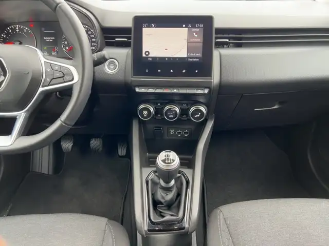 Renault Clio view 12
