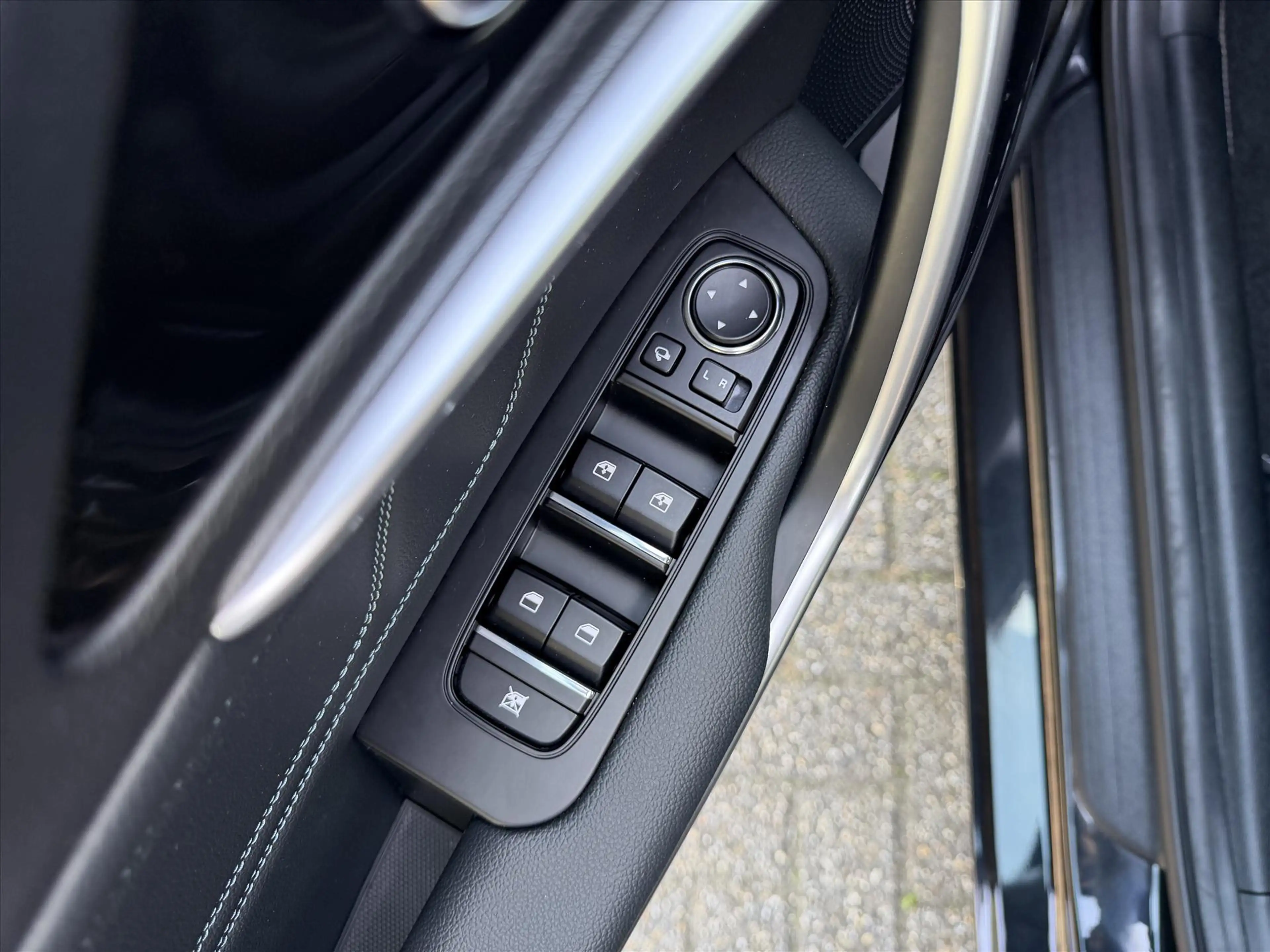 Kia Ceed / cee'd 1.0 T-GDi 100pk Design Edition — photo 19