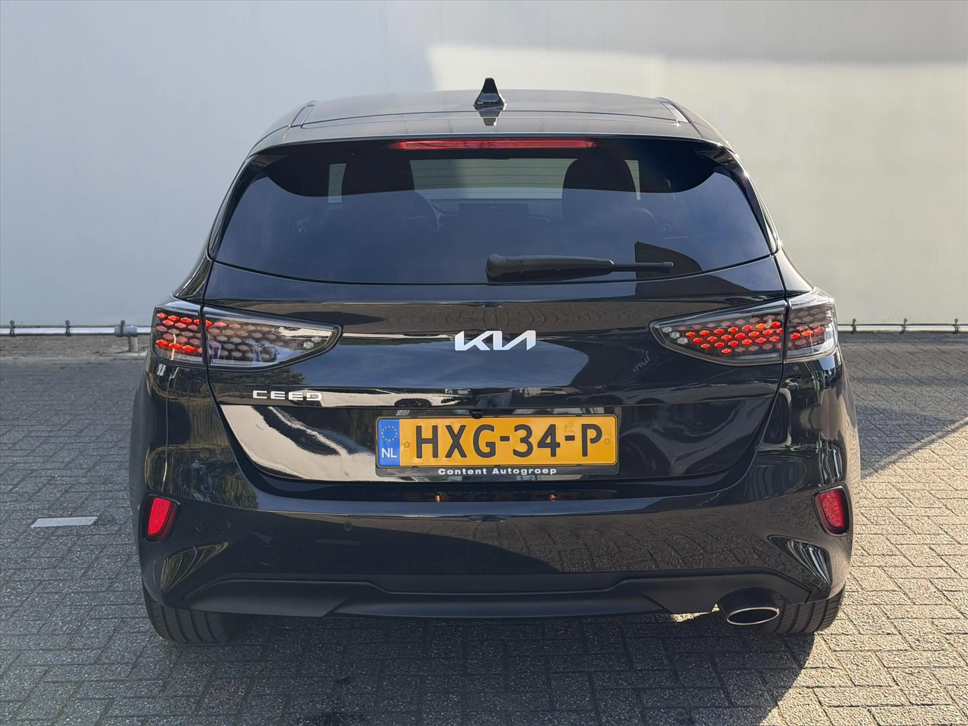 Kia Ceed / cee'd 1.0 T-GDi 100pk Design Edition — photo 4