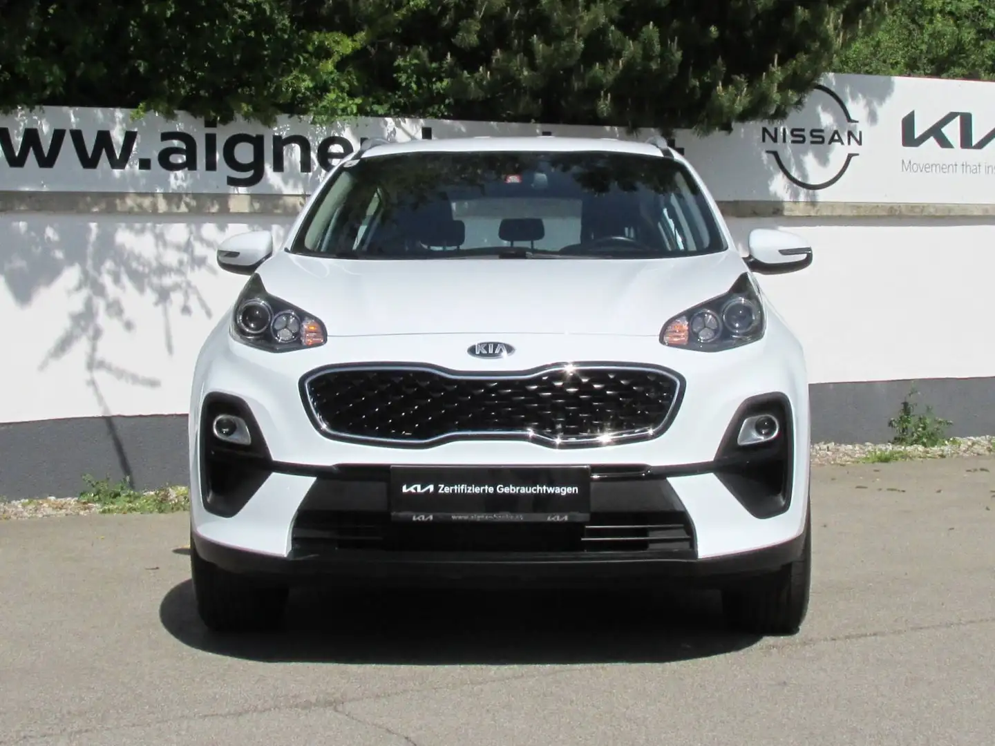 Kia Sportage 1,6 CRDI SCR Silber Weiß - 2
