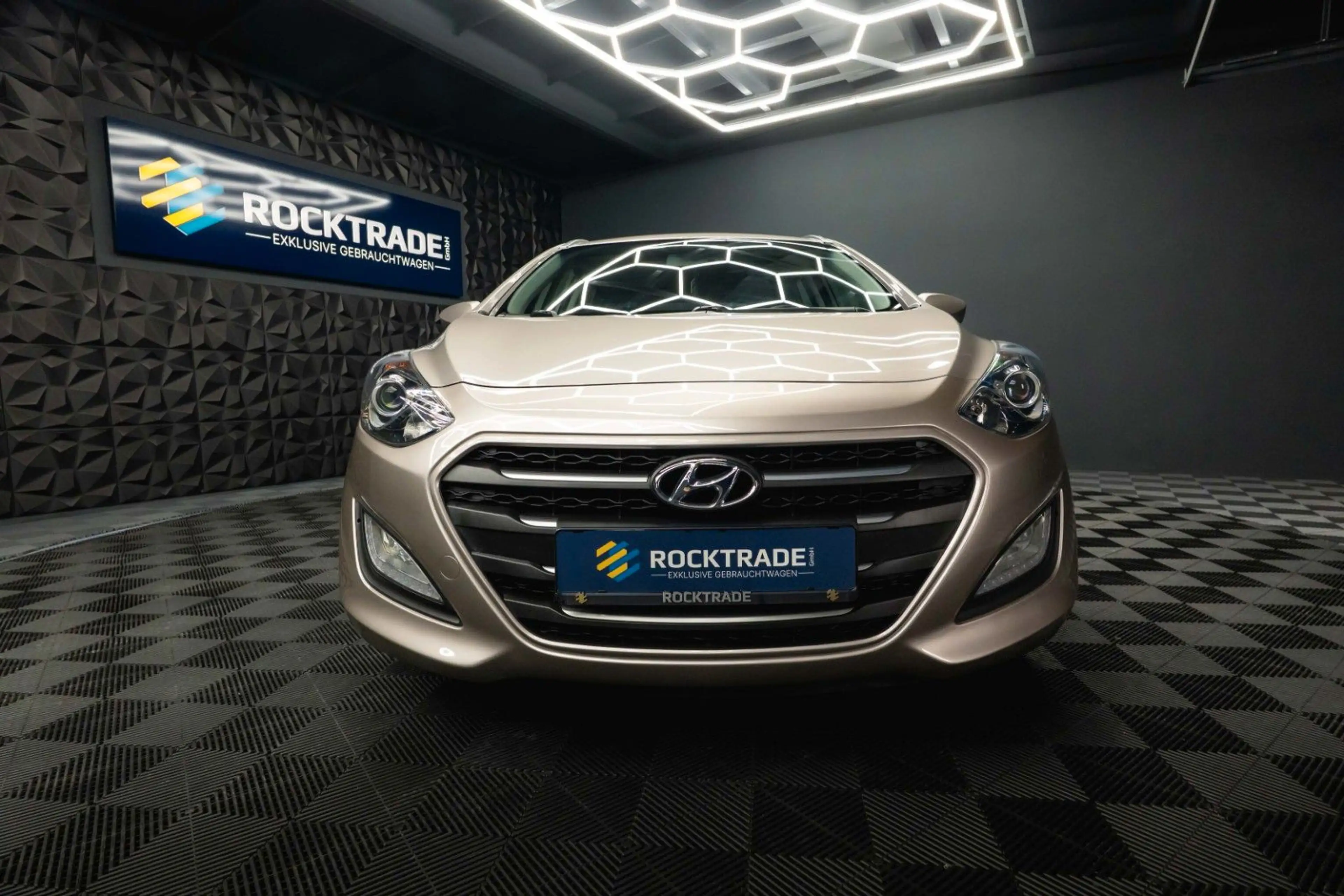 Hyundai i30 cw blue Trend | 1.Hand | LED | AHK | LHZ — photo 7
