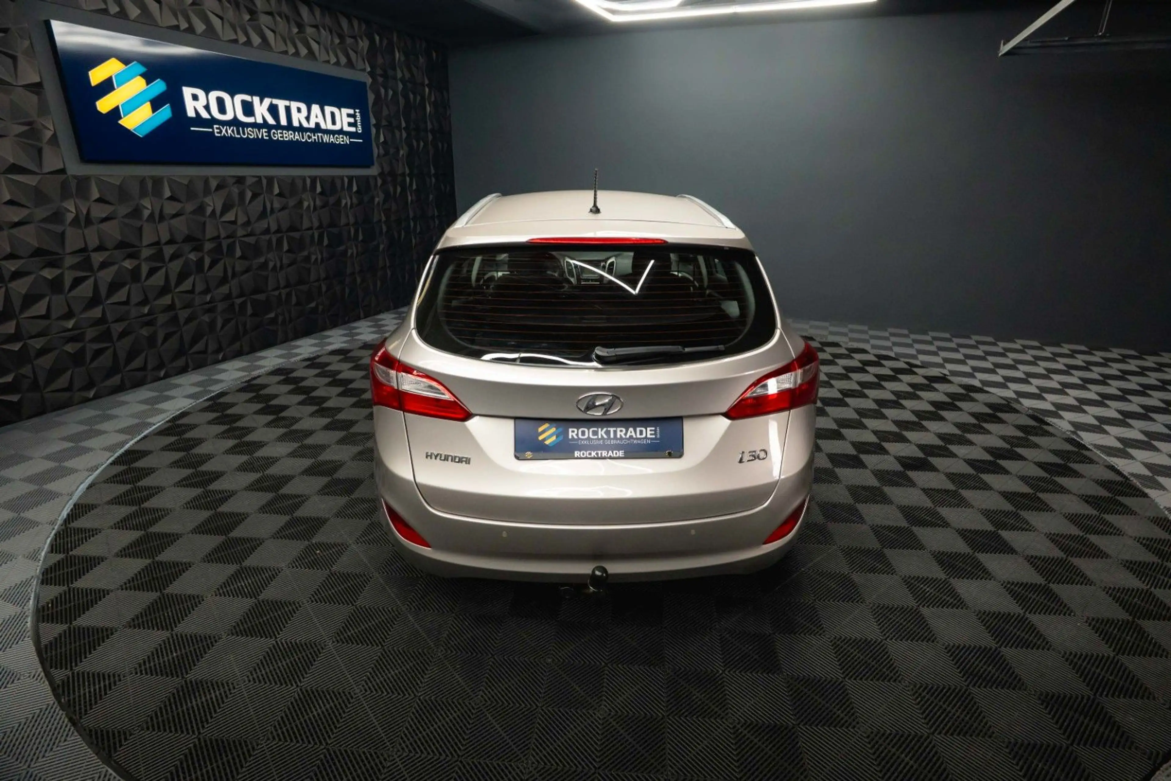 Hyundai i30 cw blue Trend | 1.Hand | LED | AHK | LHZ — photo 15