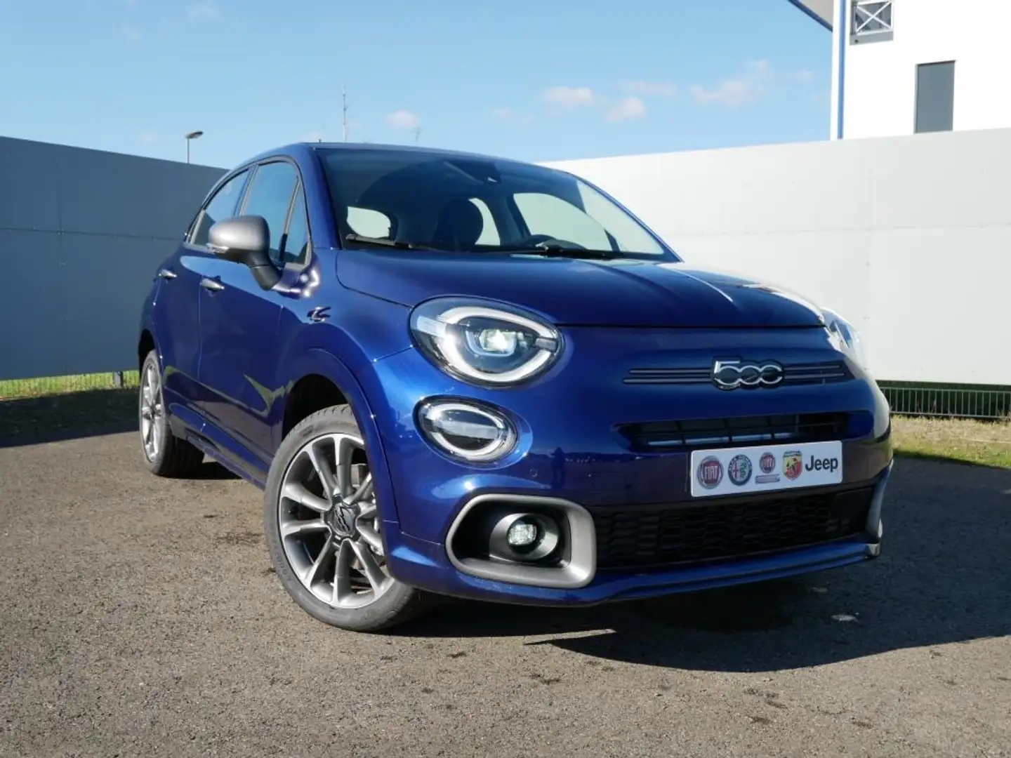 Fiat 500X SPORT DOLCEVITA HYBRID 1.5 GSE 130PS DCT NAVI LED Bleu - 2