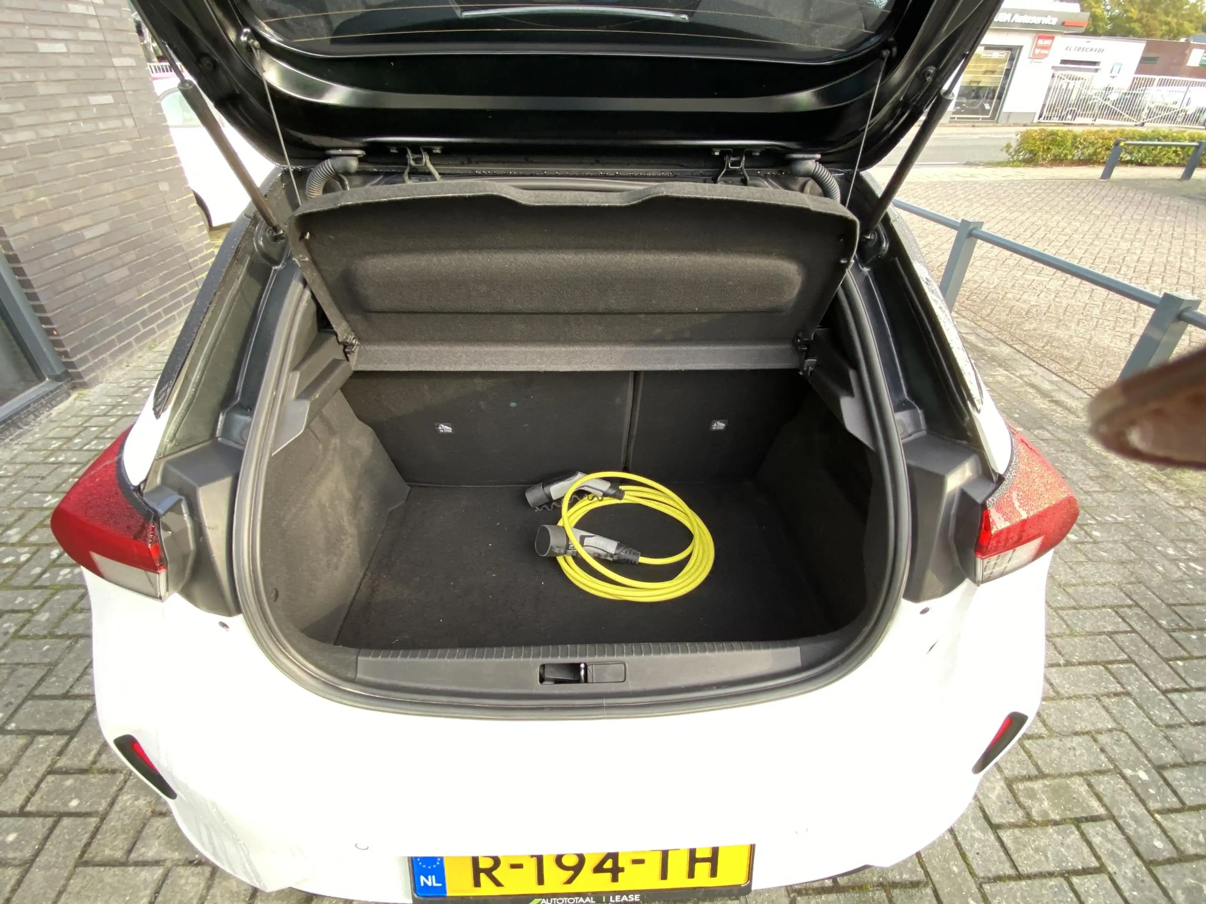 Opel Corsa-e GS Line 50 kWh — photo 13
