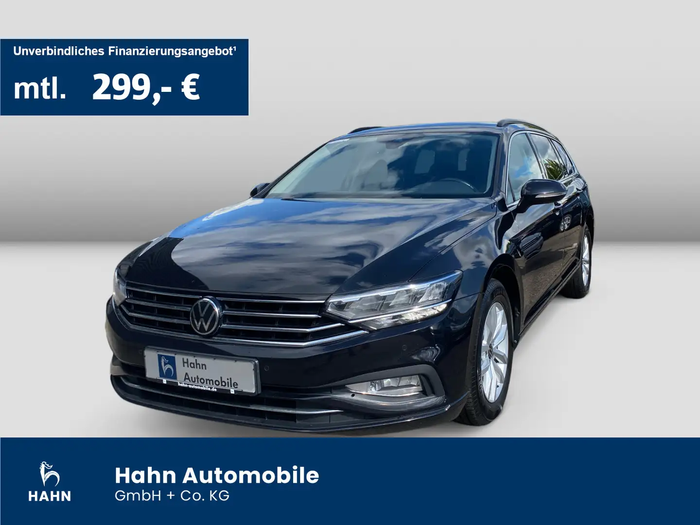Volkswagen Passat Variant 2.0TDI DSG Business Navi AHK LED Zwart - 1