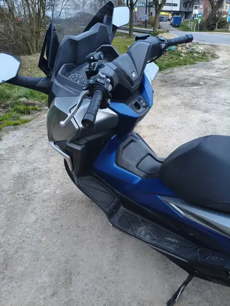Honda Forza 125 - foto 3