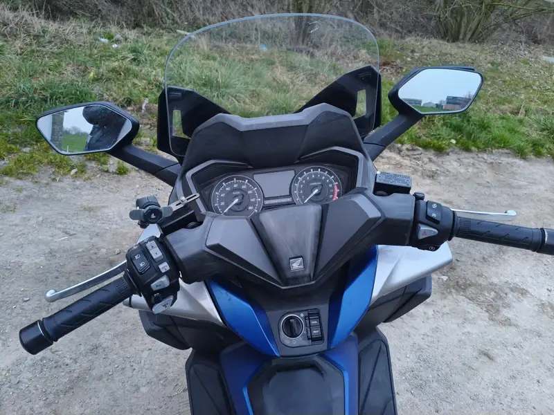 Honda Forza 125 - foto 2