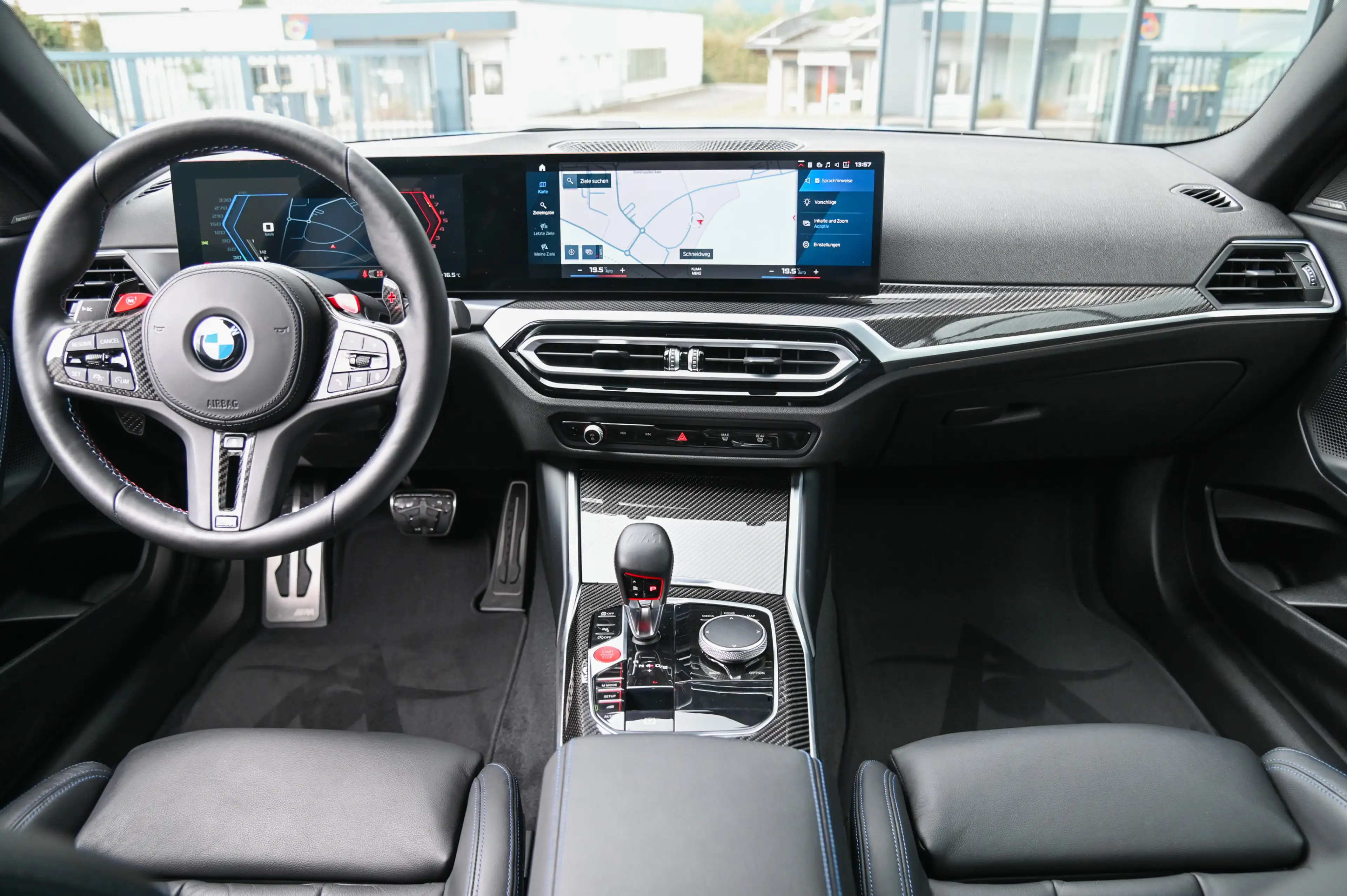 BMW M2 Steptronic M-Sitze* Dach Carbon* KW V3* Motec — photo 12
