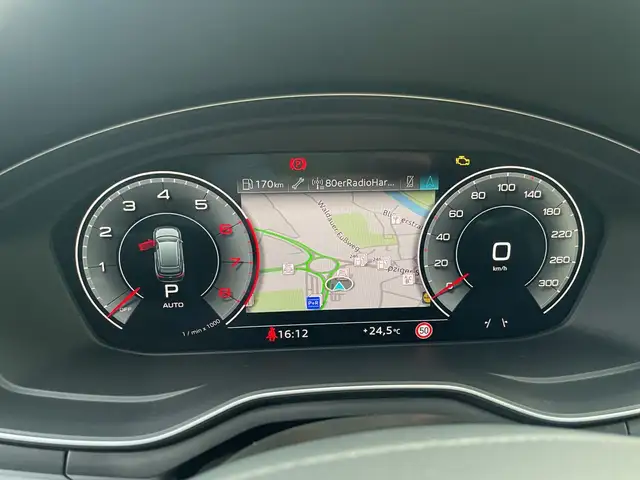 Audi A4 view 13