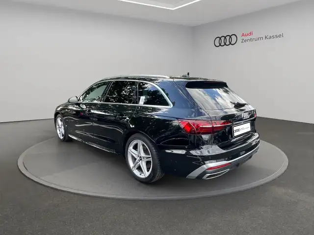 Audi A4 view 5