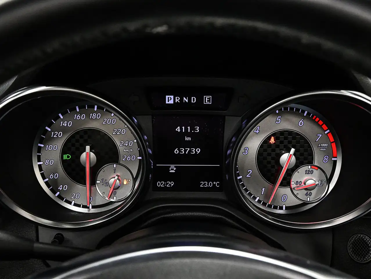 Mercedes-Benz SLK снимка Mercedes-Benz SLK