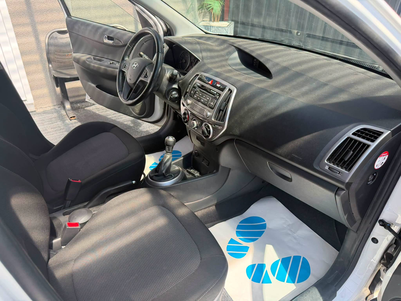 Hyundai i20 Clim 5 Portes garantie 1 an — photo 7
