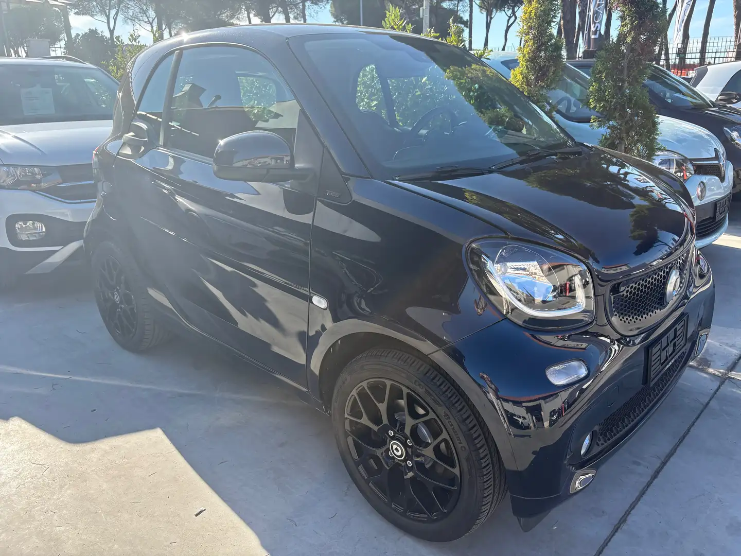 smart forTwo VARIE SMART DISPONIBILI! A partire dal 2016 Nero - 1