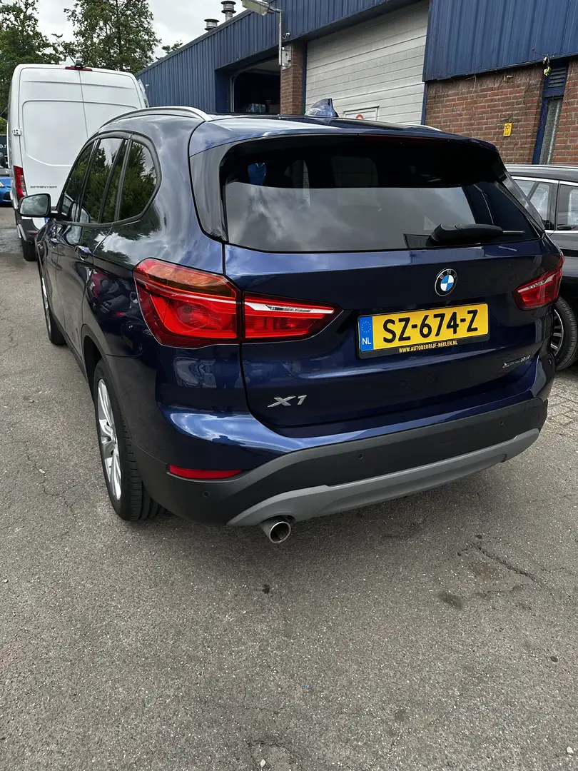 BMW X1 High Exec. Blauw - 1