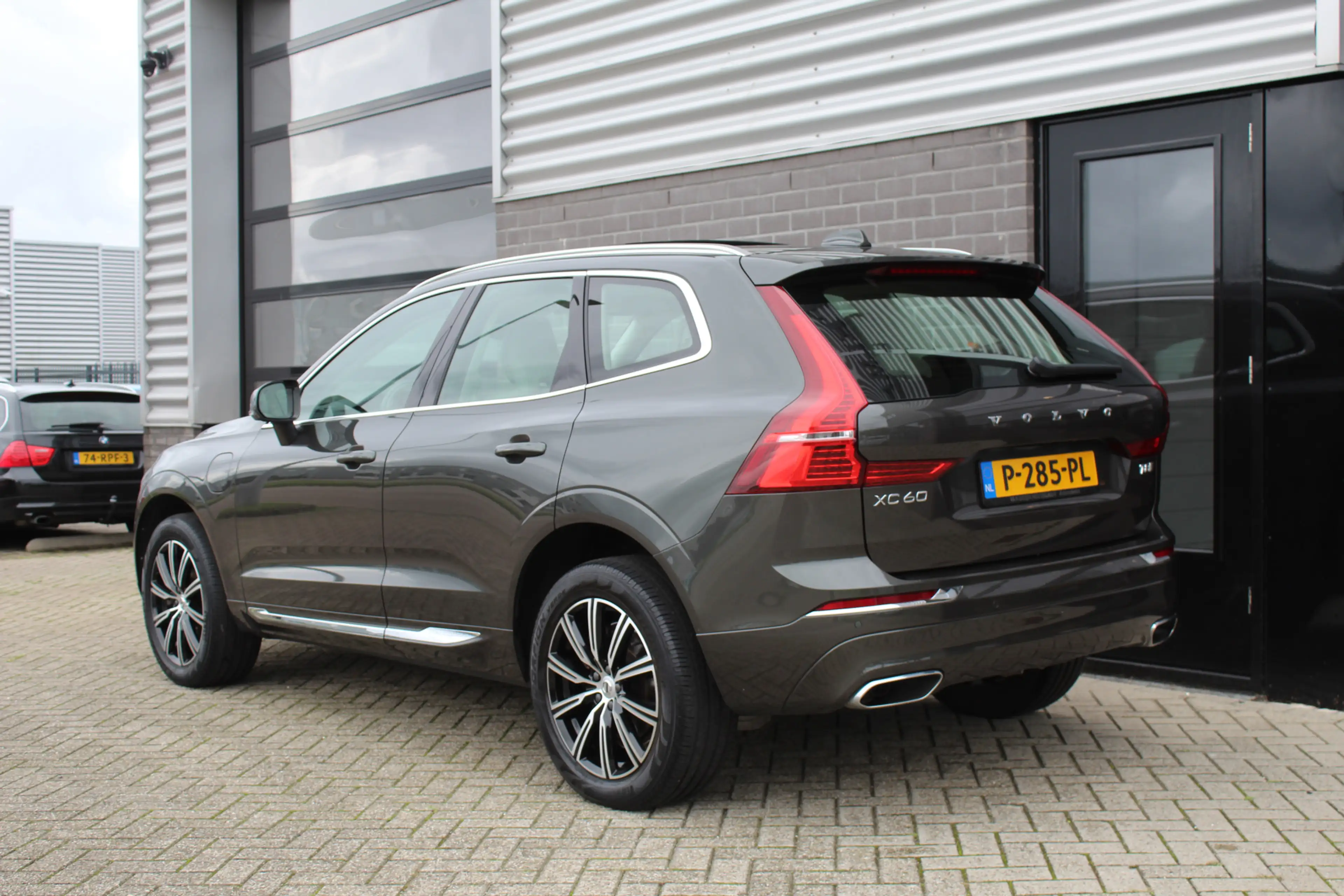 Volvo XC60 2.0 T8 Twin Engine AWD Inscription / HUD / Panoram — photo 7