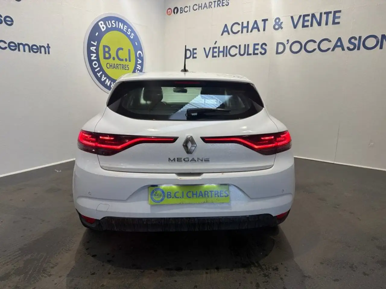 Renault Megane Berline — photo 6