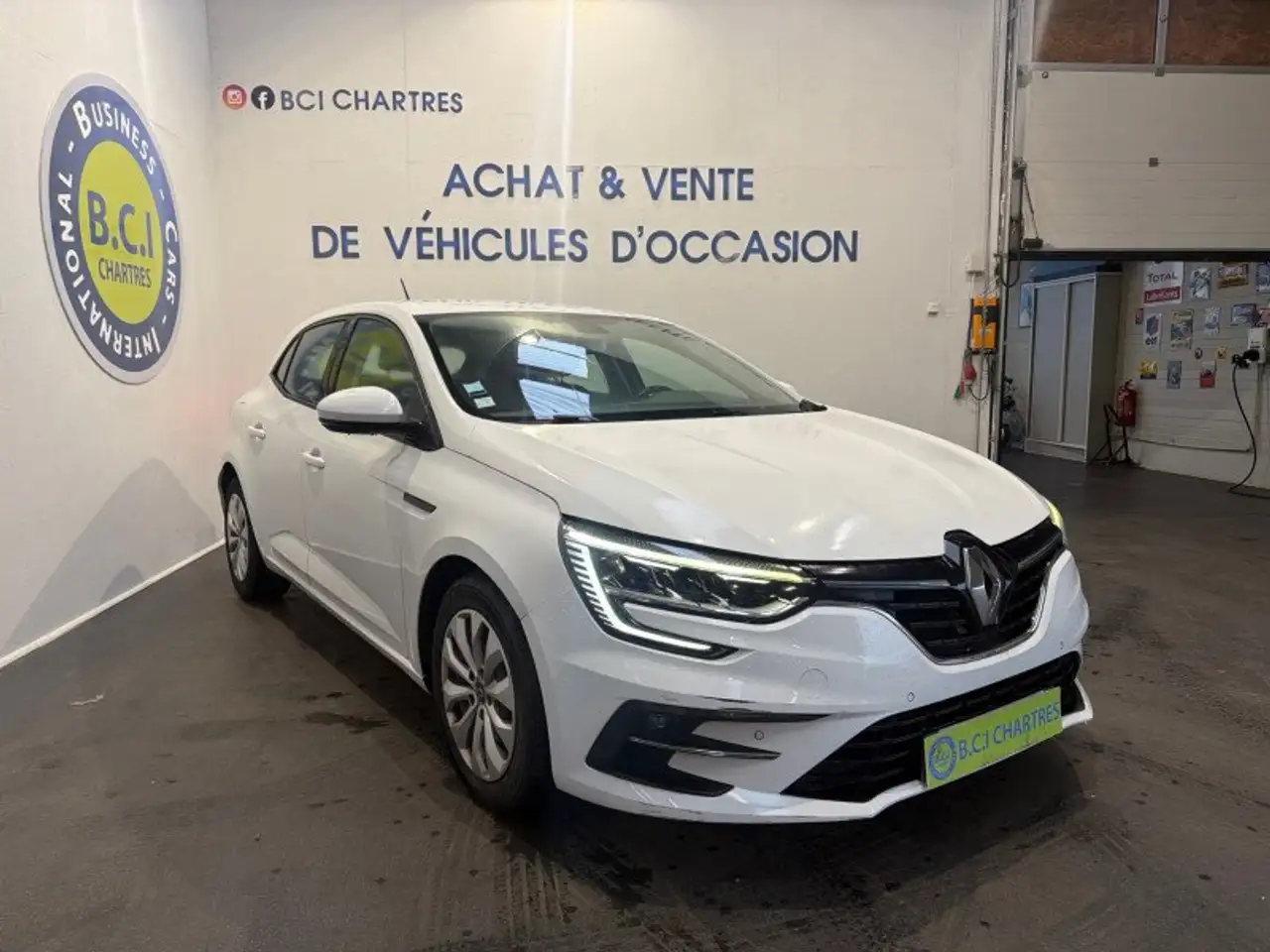 Renault Megane Berline — photo 2
