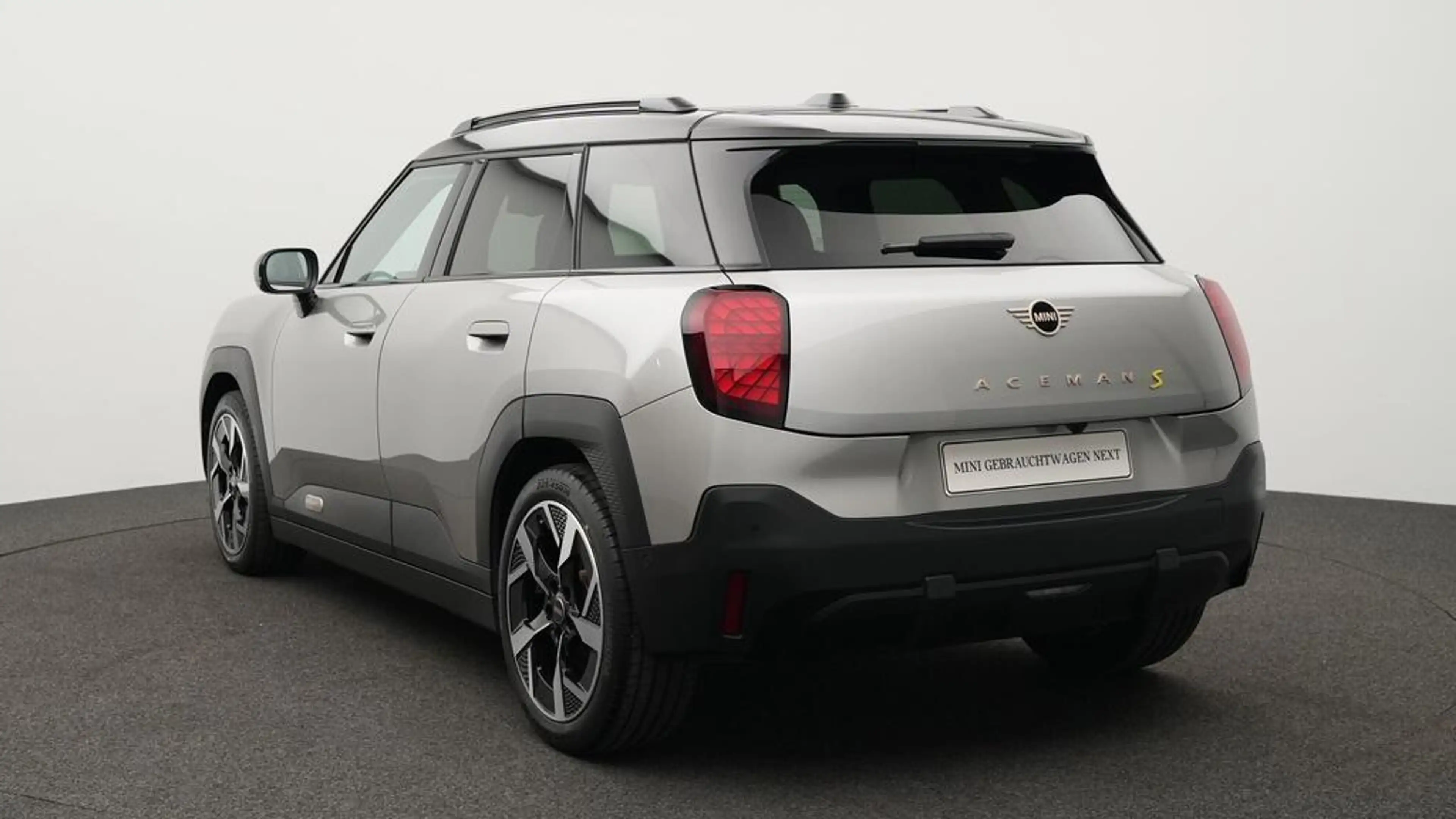 MINI Aceman Classic Trim — photo 4