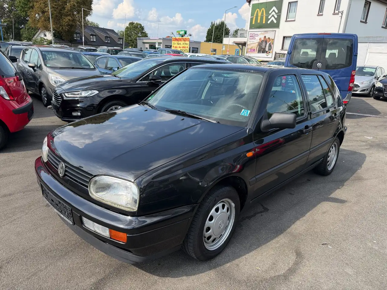 Volkswagen Golf 1.6 Champ, foto 1