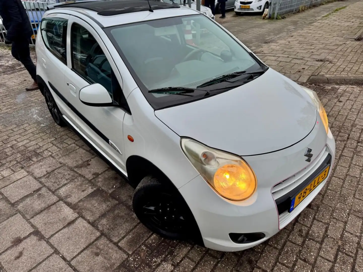 Suzuki Alto cross pano 1.0 Exclusive Blanc - 2