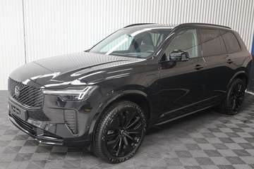 T8 Recharge Plug-in Hybrid AWD Nieuw Model Plus Black Edition FOUR-C Luchtvering Trekhaak Head-up Camera 360