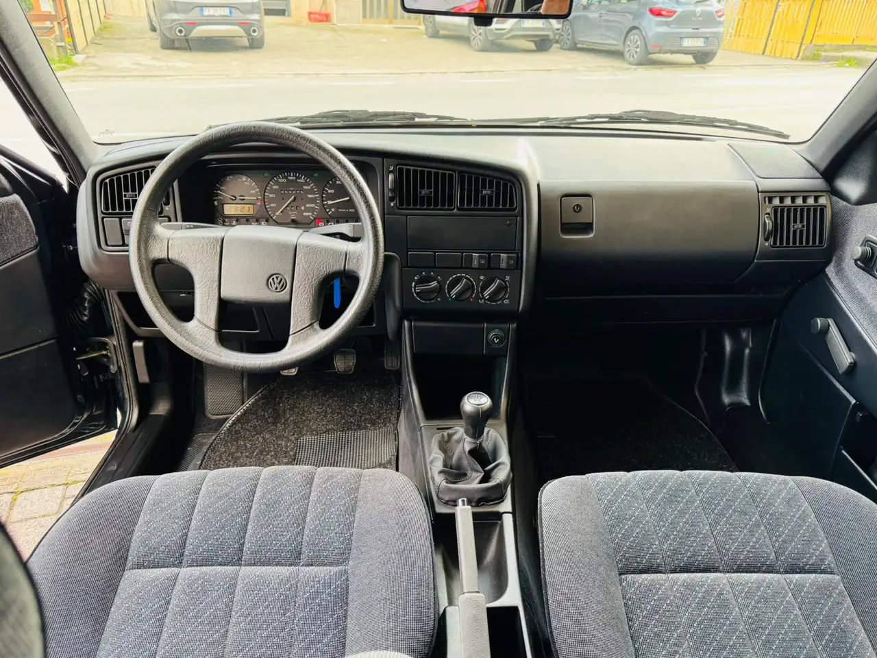 Volkswagen Passat 1.8 GL ABS2B, foto 10