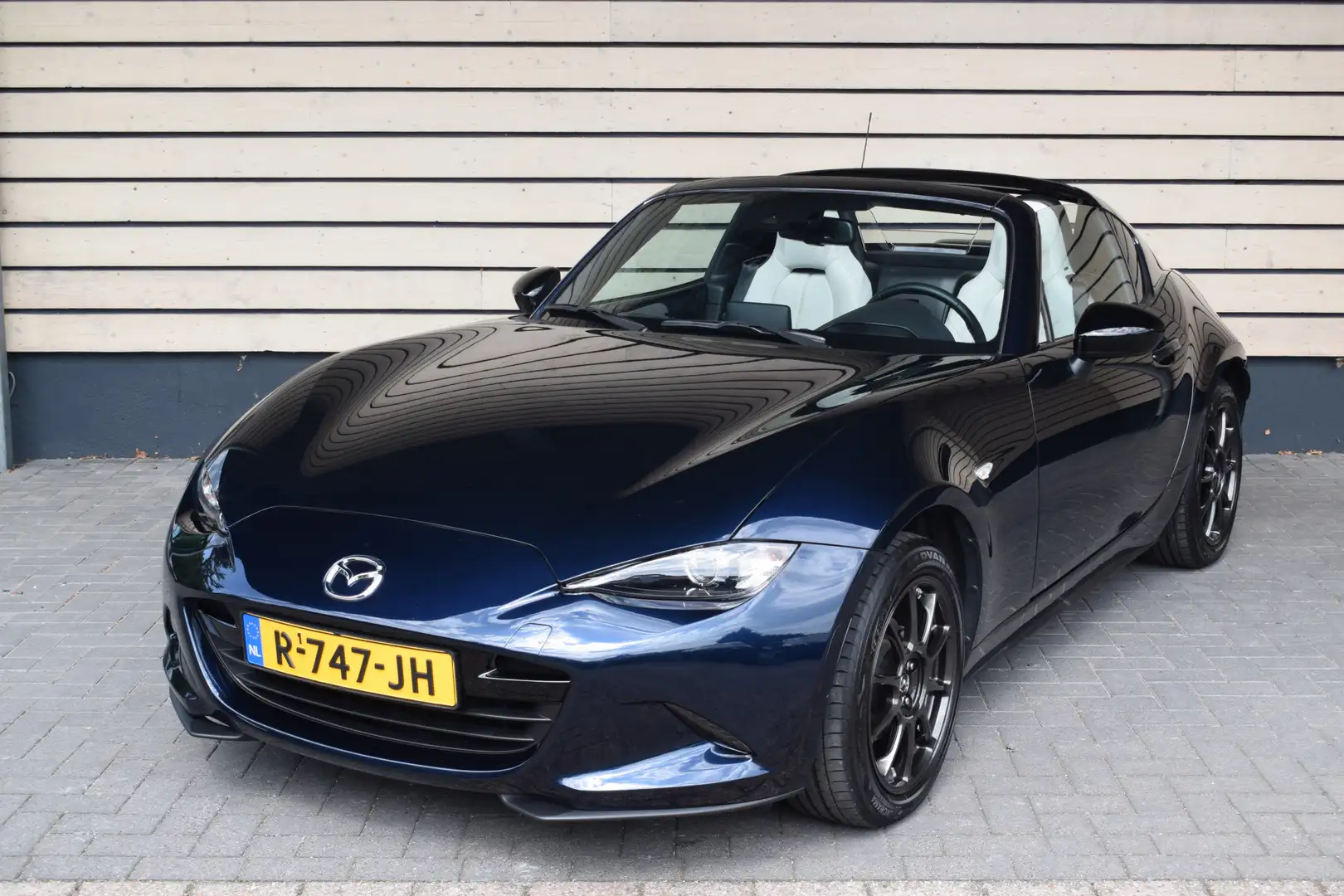 Mazda MX-5 RF 1.5 SkyActiv-G 132 Signature - 1e eigenaar - De Bleu - 2