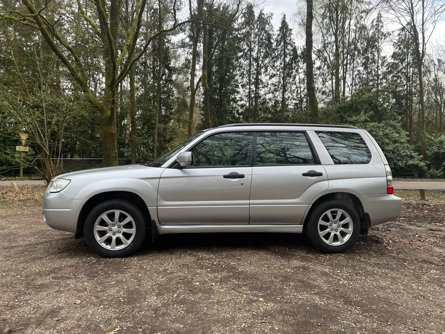 Subaru Forester 2.0 X Luxury Pack Silver - 2