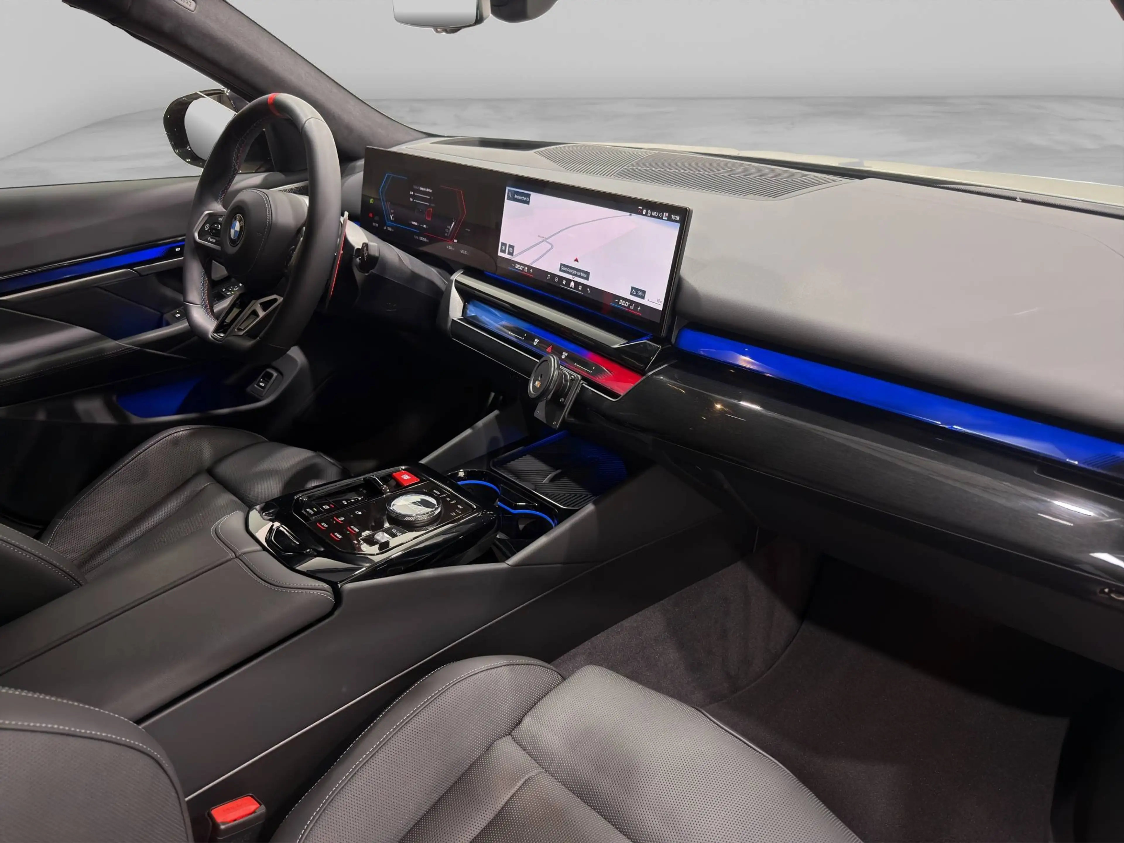 BMW M5 TOURING G99 ***M CARBON CERAMIC BREAKS*SUNROOF*BOWERS&WILKINS*LEATHER SEATS MERINO*** — photo 9