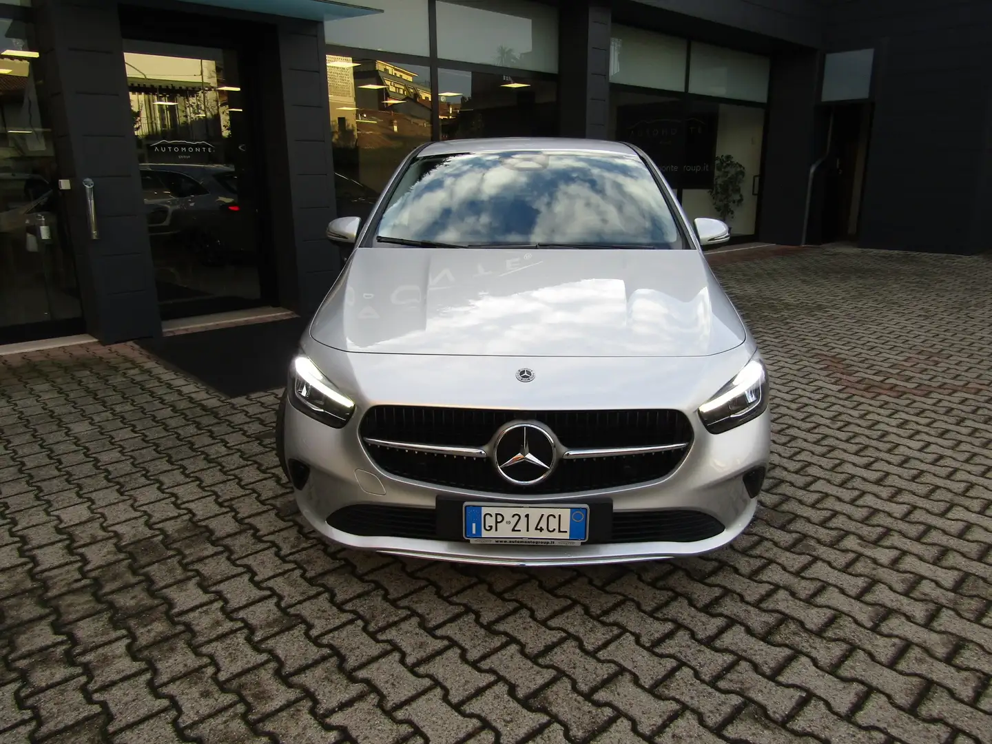 Mercedes-Benz B 180 d SPORT CAMBIO AUTO 116 CV,NEOPATENTATI,CERCHI 17 - 2