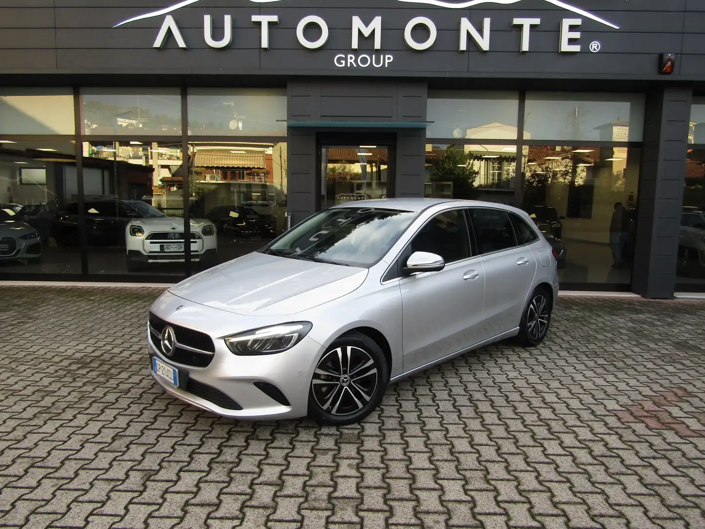 Mercedes-Benz B 180 d SPORT CAMBIO AUTO 116 CV,NEOPATENTATI,CERCHI 17 - 1