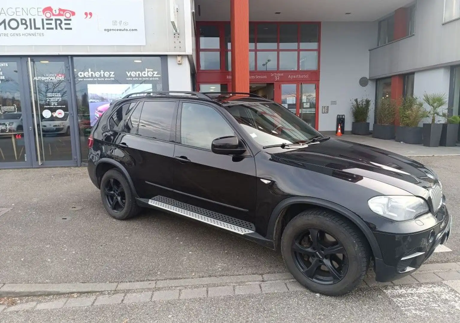 BMW X5 (E70) LCI 40d XDrive 3.0 d 306 cv BVA Pack M Sport TOIT PANO Schwarz - 1