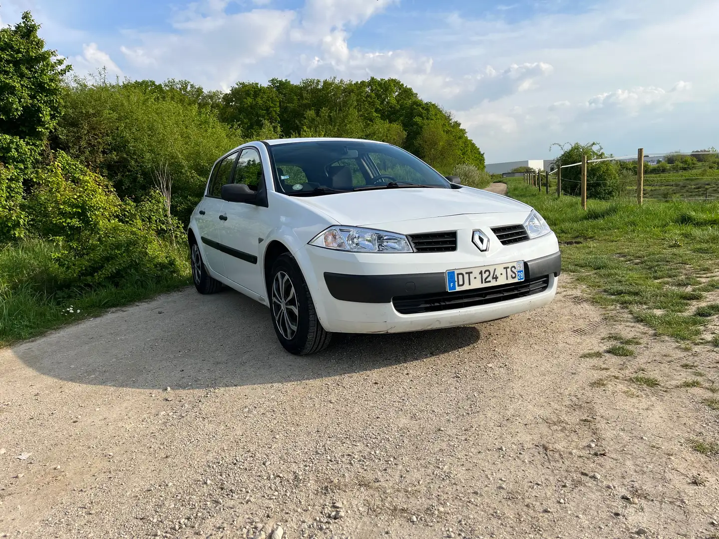 Renault Megane Mégane 1.5 dCi 80 Confort Authentique Blanc - 2