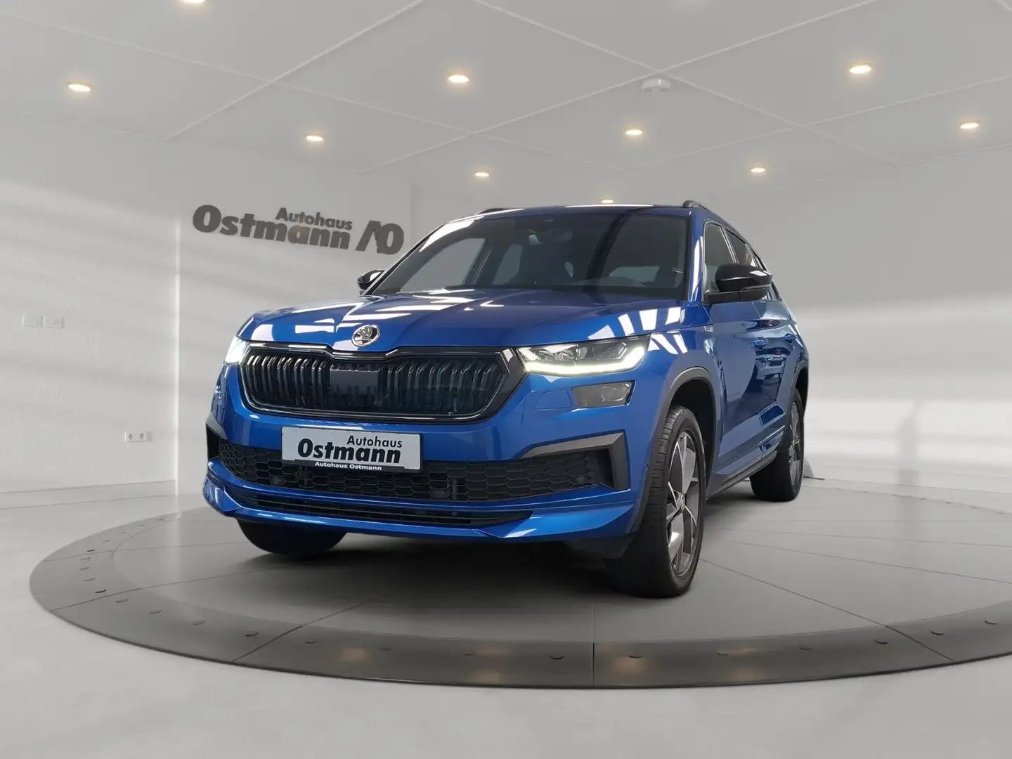 Skoda Kodiaq 2.0 TDI Sportline LED AHK 4xSHZ RFK Pano Blau - 1