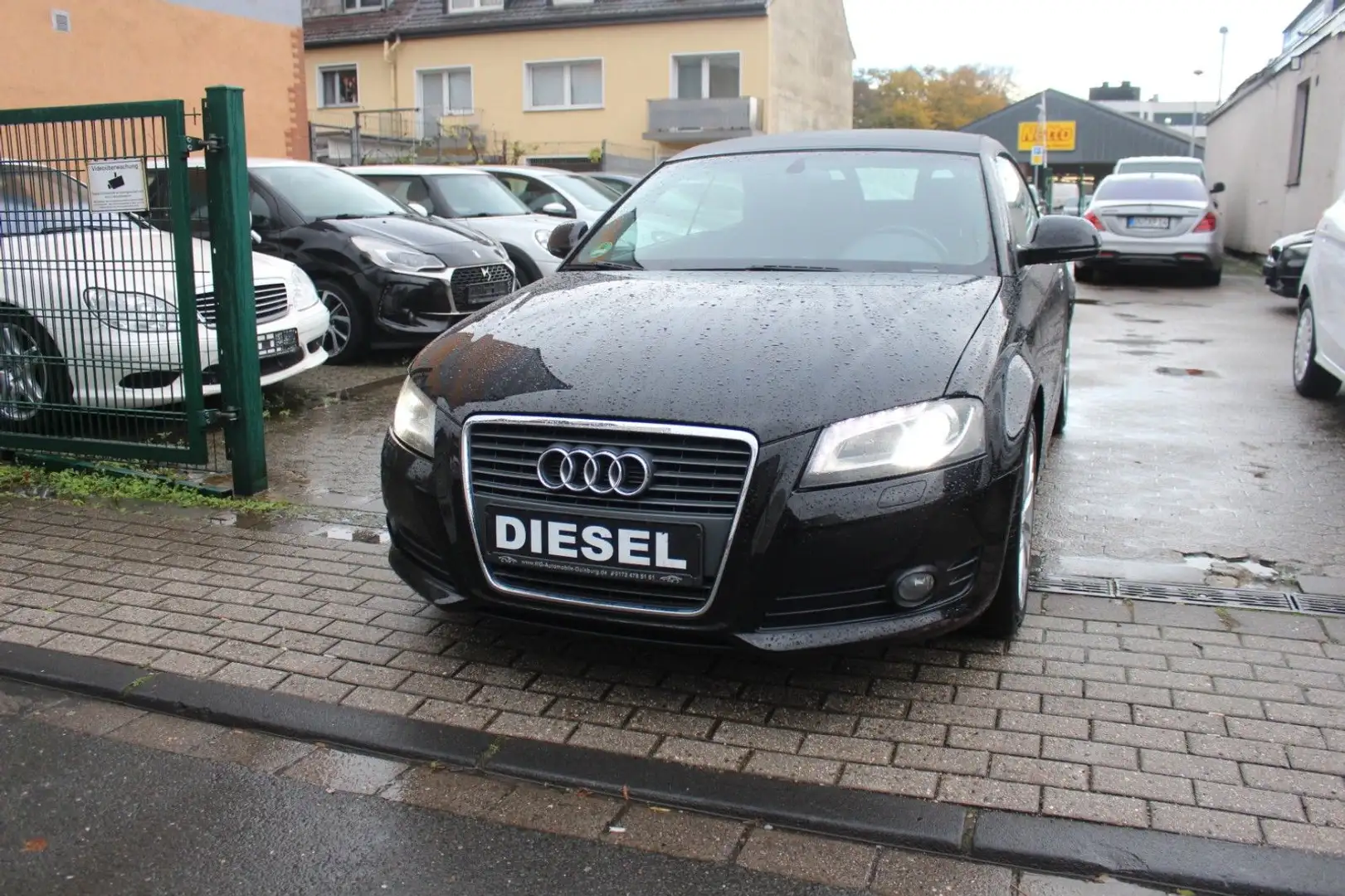 Audi A3 Cabriolet Ambition/Navi/Leder/Bi-Xenon/Tüv Schwarz - 2