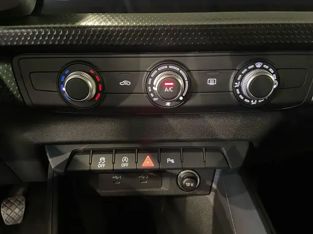Audi A1 view 11
