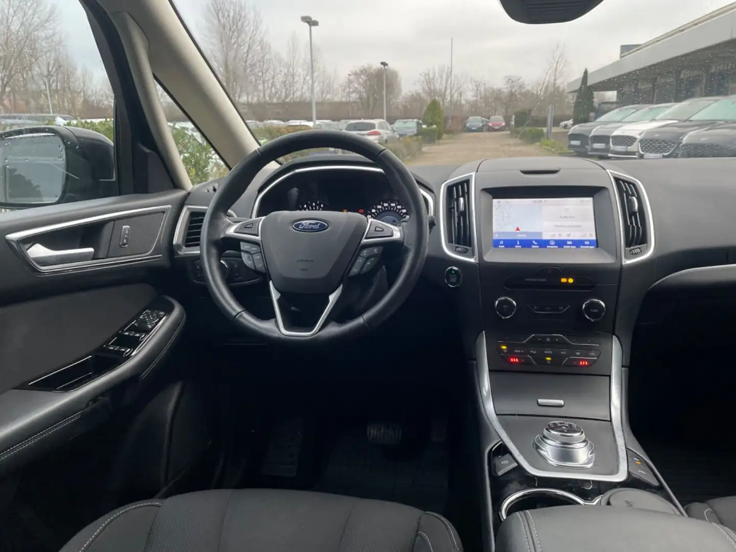Ford S-Max Titanium TDCi150 Auto LED/NAV/WiPa/LMF/Tem Noir - 2
