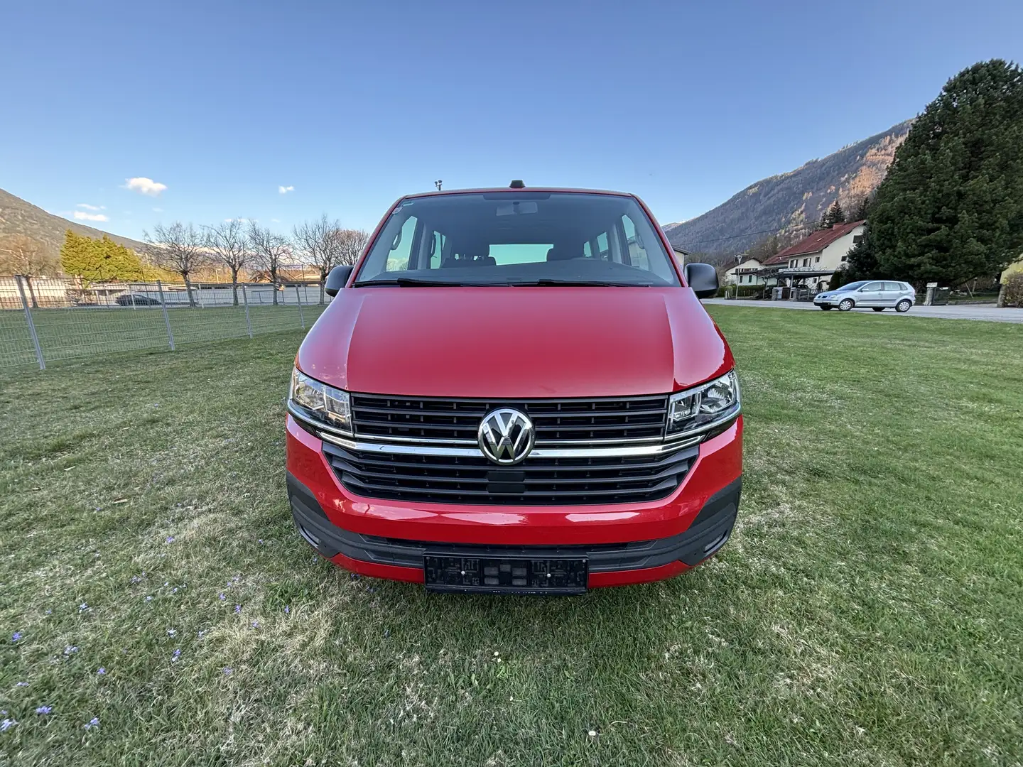 Volkswagen T6.1 Multivan Multivan Rot - 1