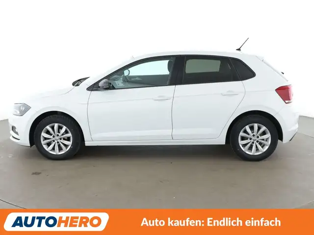 Volkswagen Polo view 3