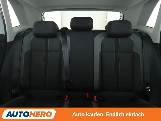 Volkswagen Polo view 15