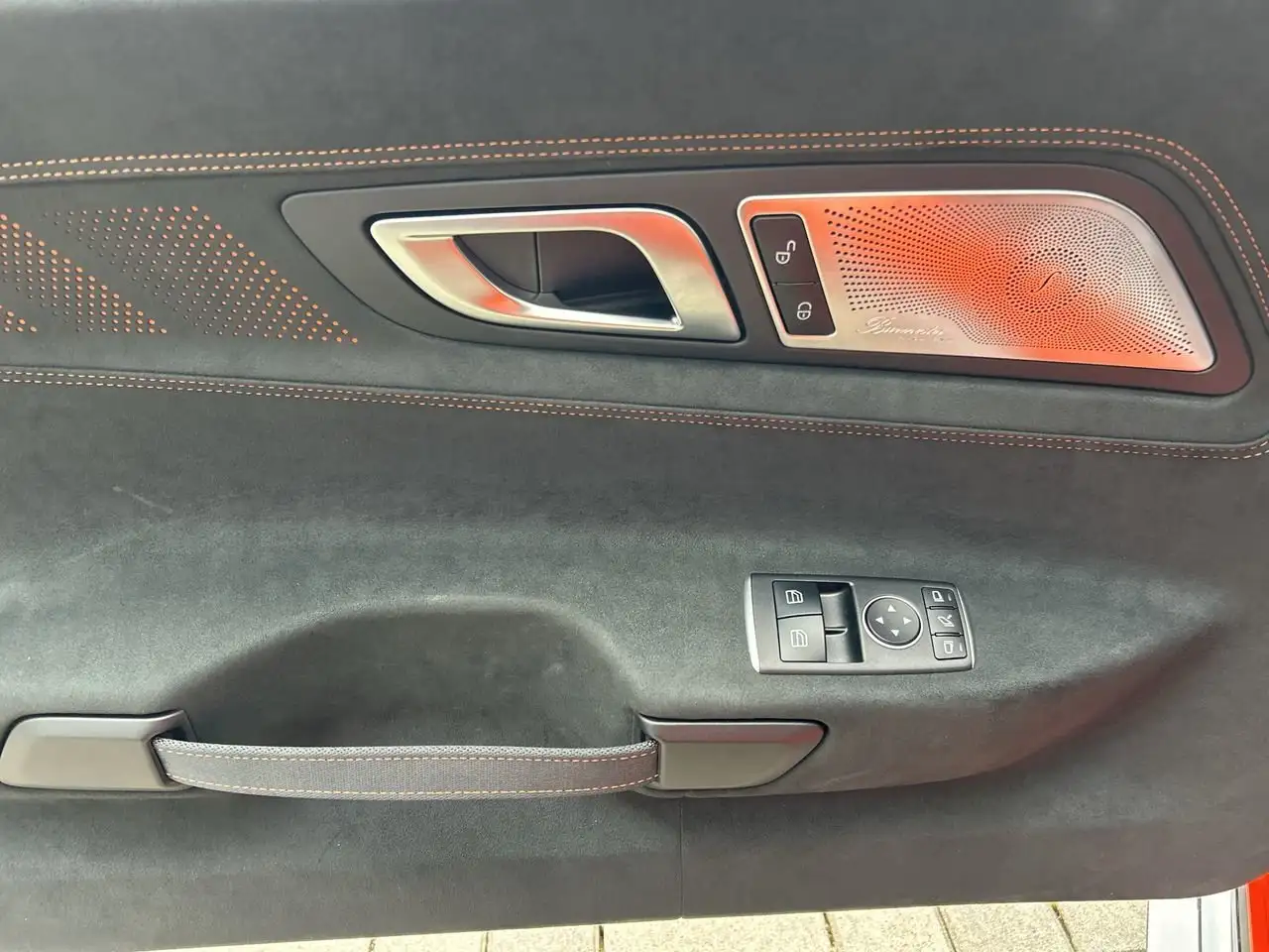 Mercedes-Benz AMG GT снимка Mercedes-Benz AMG GT