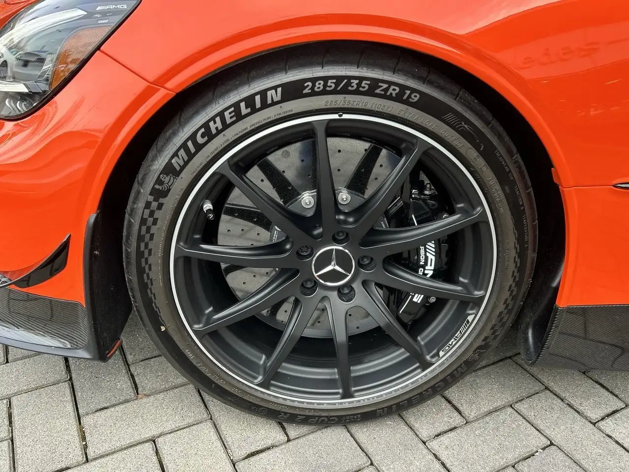 Mercedes-Benz AMG GT снимка Mercedes-Benz AMG GT