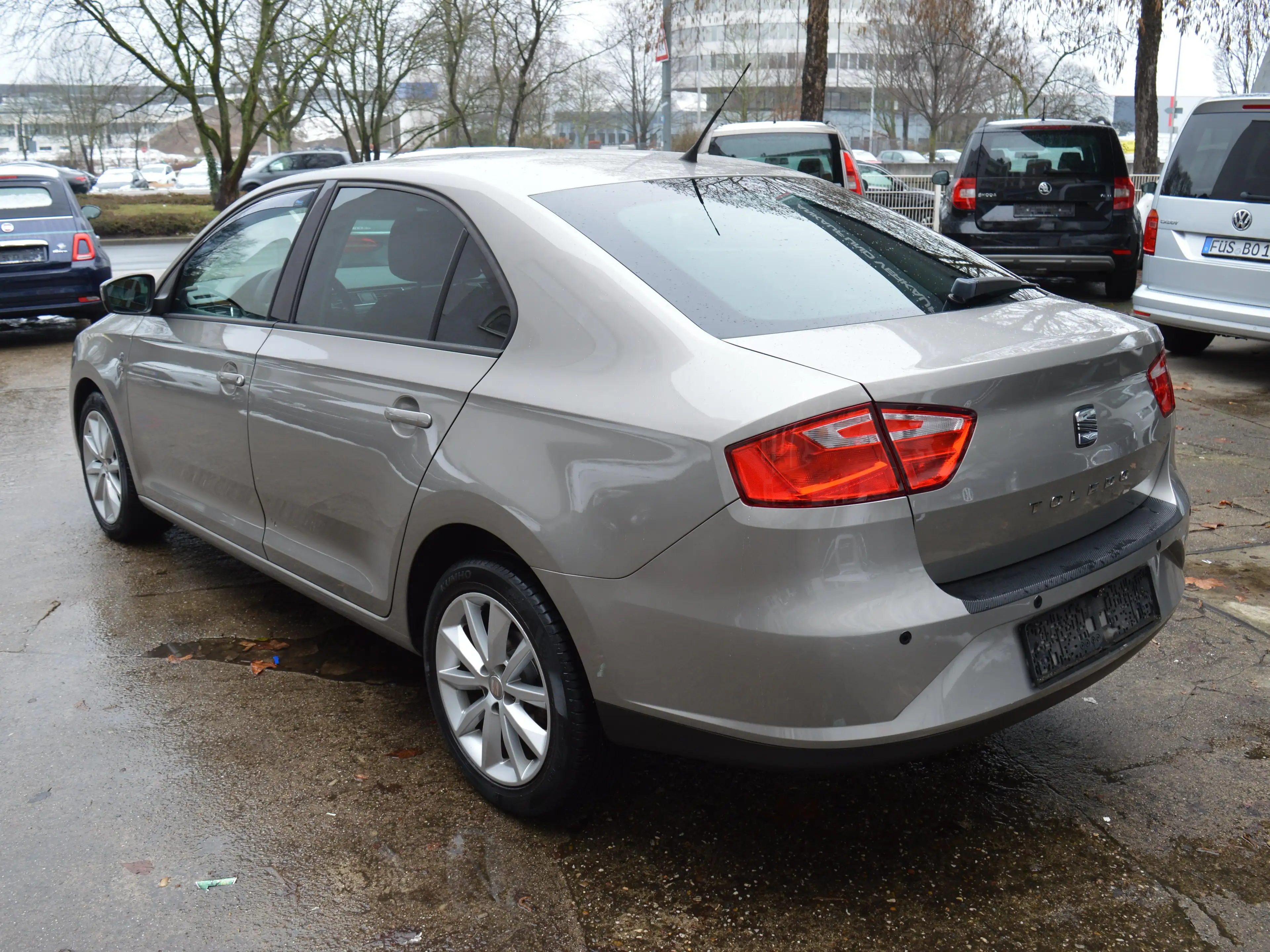 SEAT Toledo Toledo 1.2 TSI (Ecomotive) Start *PDC*Tempomat* — photo 9
