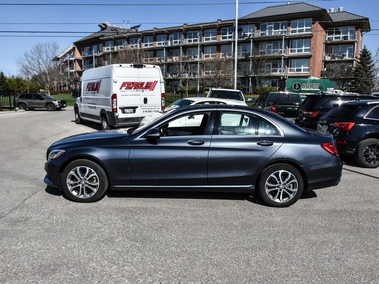 Mercedes-Benz C-Class снимка Mercedes-Benz C-Class