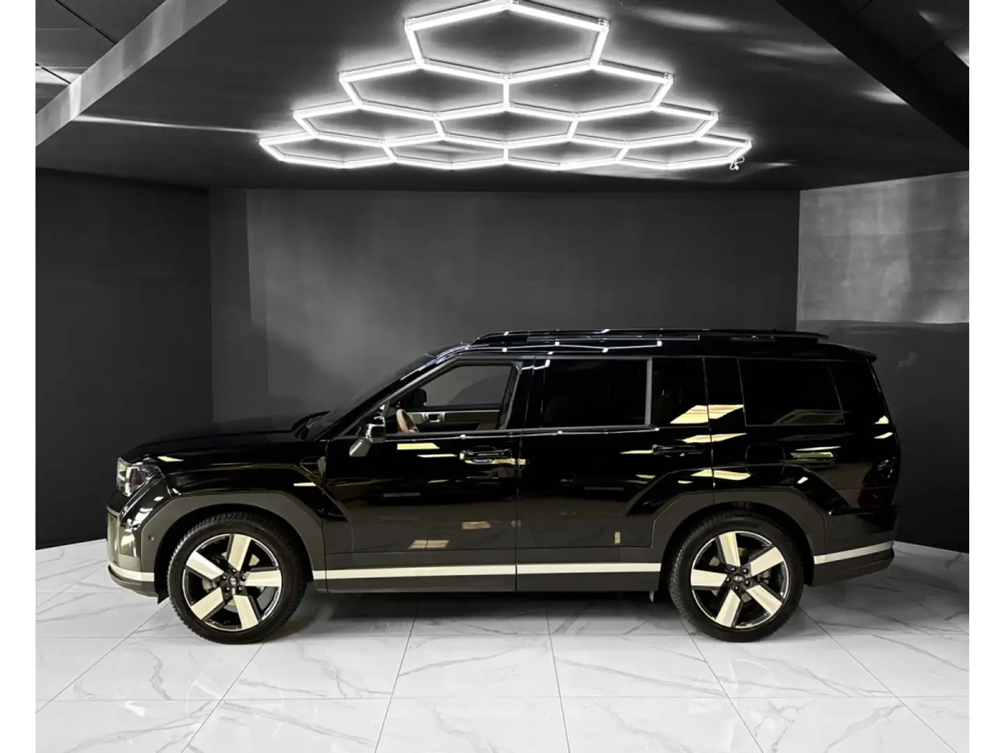 Hyundai SANTA FE 1.6 T-GDi Luxury 7 seats Noir - 2